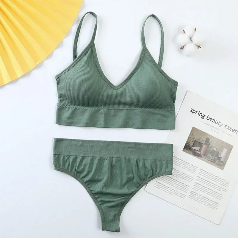 Women’s Seamless Bra & Thong Set – Soft, Wire-Free & Breathable Everyday Comfort