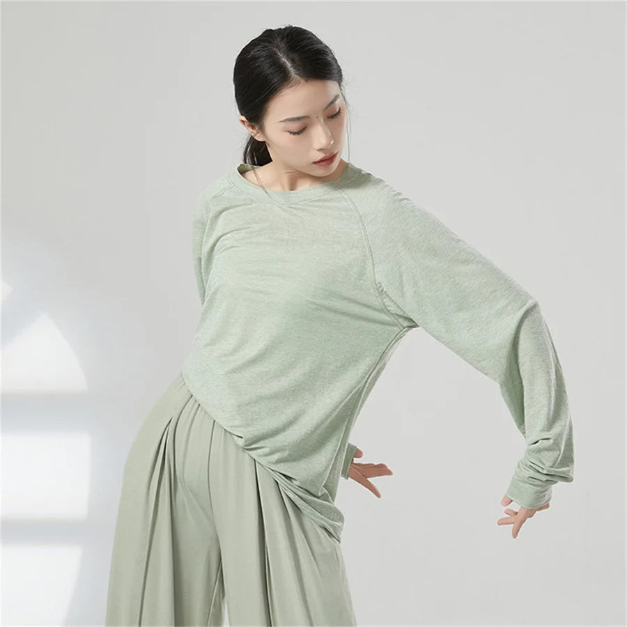 Women’s Long Sleeve Yoga Top – Soft, Breathable, Loose-Fit Tee for Dance & Daily Comfort
