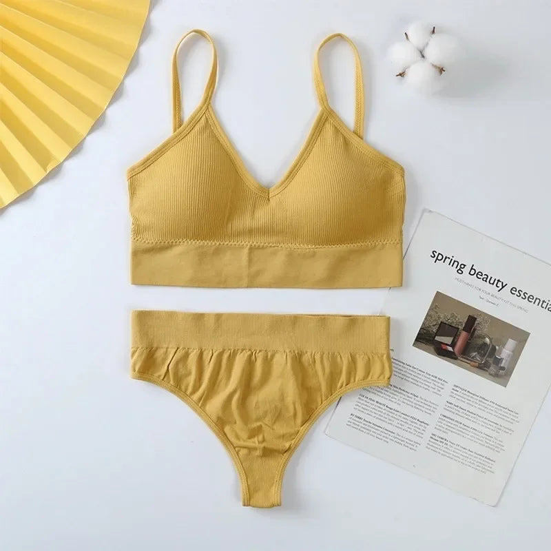 Women’s Seamless Bra & Thong Set – Soft, Wire-Free & Breathable Everyday Comfort
