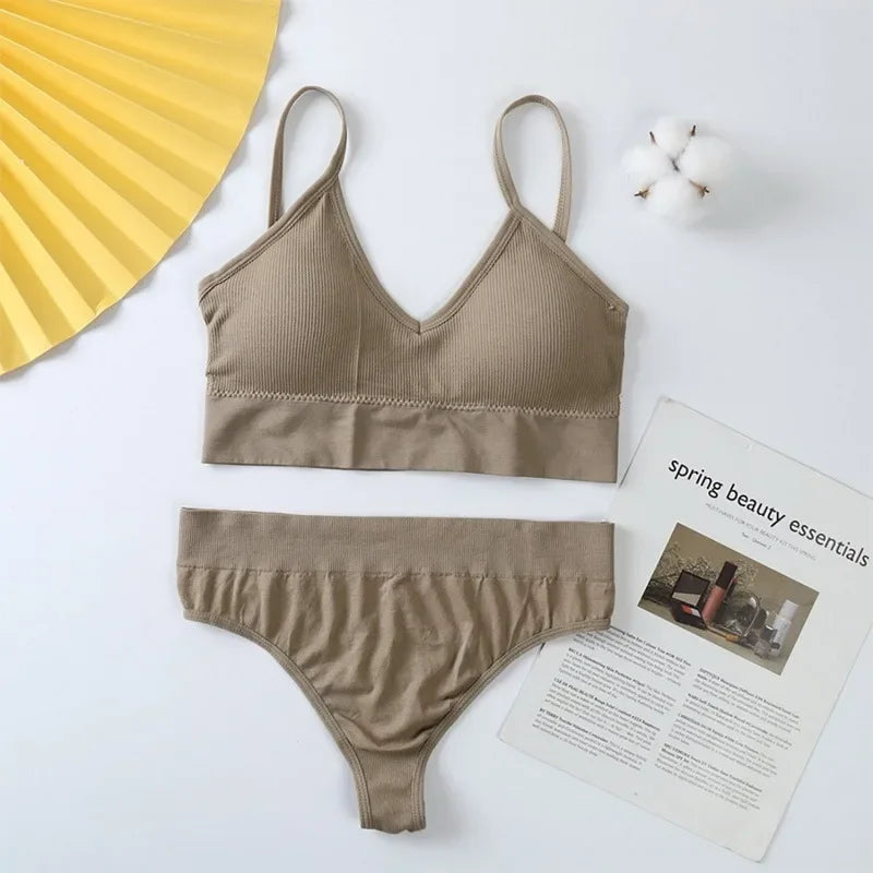 Women’s Seamless Bra & Thong Set – Soft, Wire-Free & Breathable Everyday Comfort