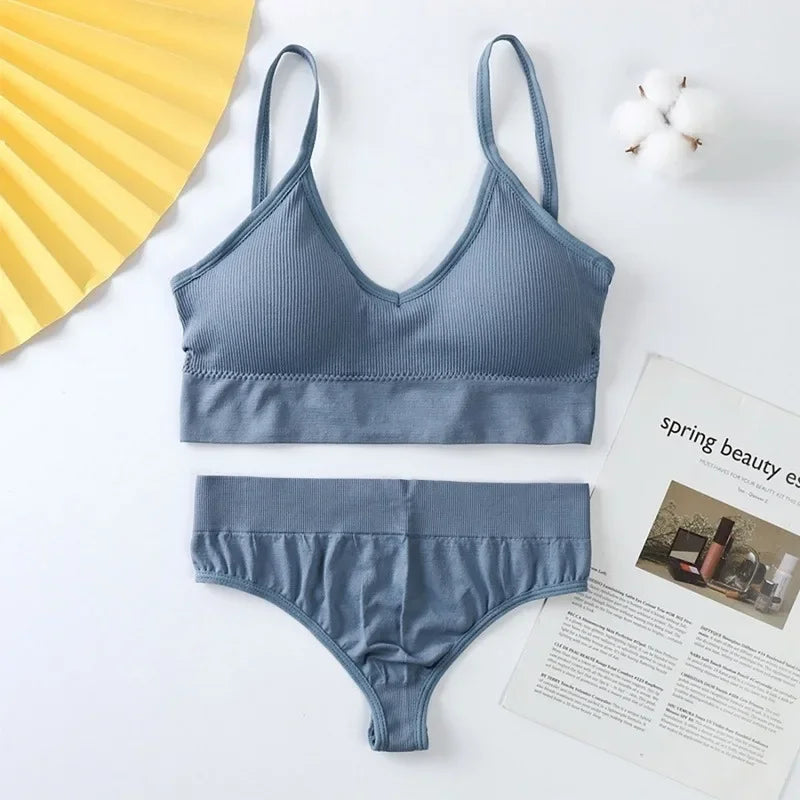 Women’s Seamless Bra & Thong Set – Soft, Wire-Free & Breathable Everyday Comfort